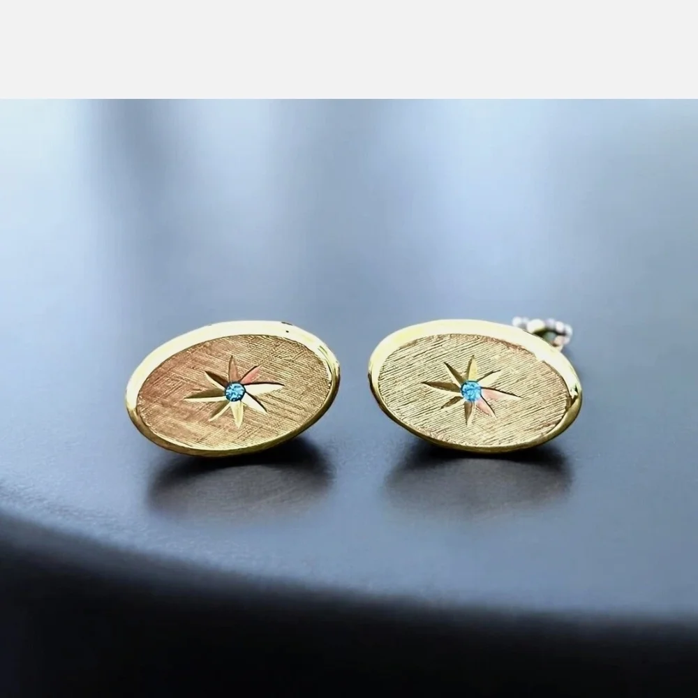 Mens Vintage Gold Tone Starburst Cufflinks with Blue Rhinestones